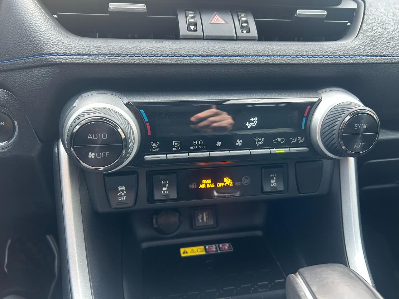 Toyota RAV4 Hybrid XSE 2024
