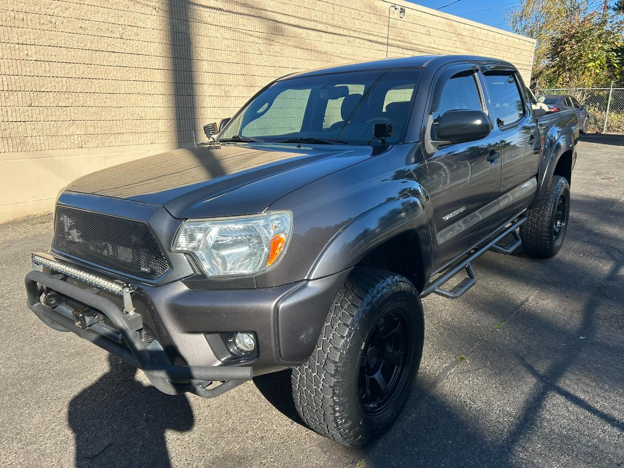 Toyota Tacoma  2013