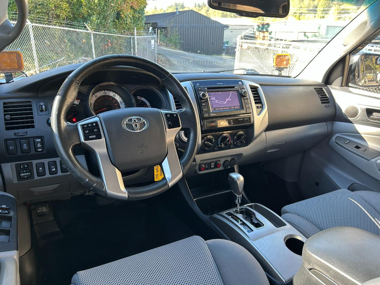 Toyota Tacoma  2013