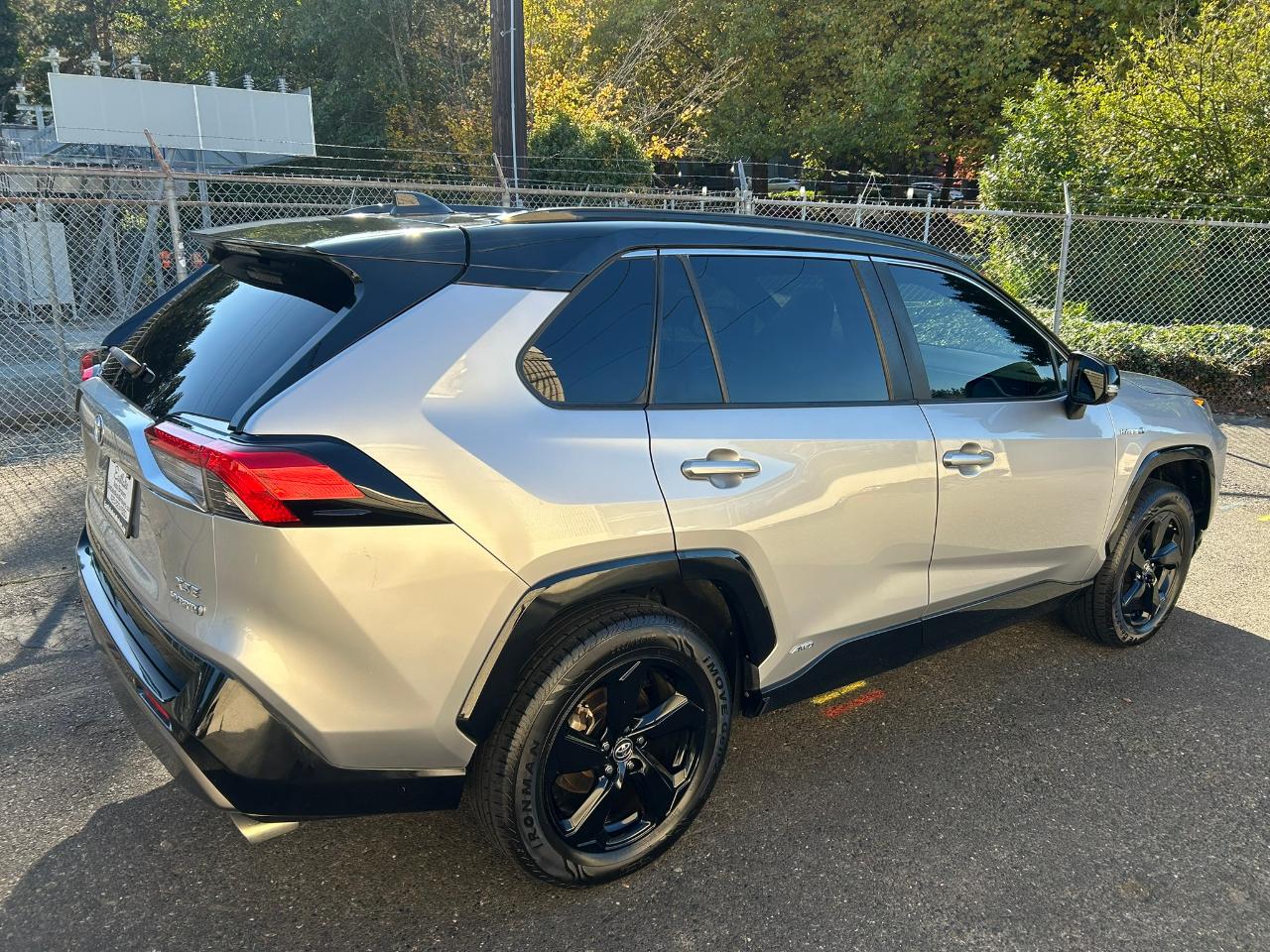 Toyota RAV4 Hybrid XSE 2019