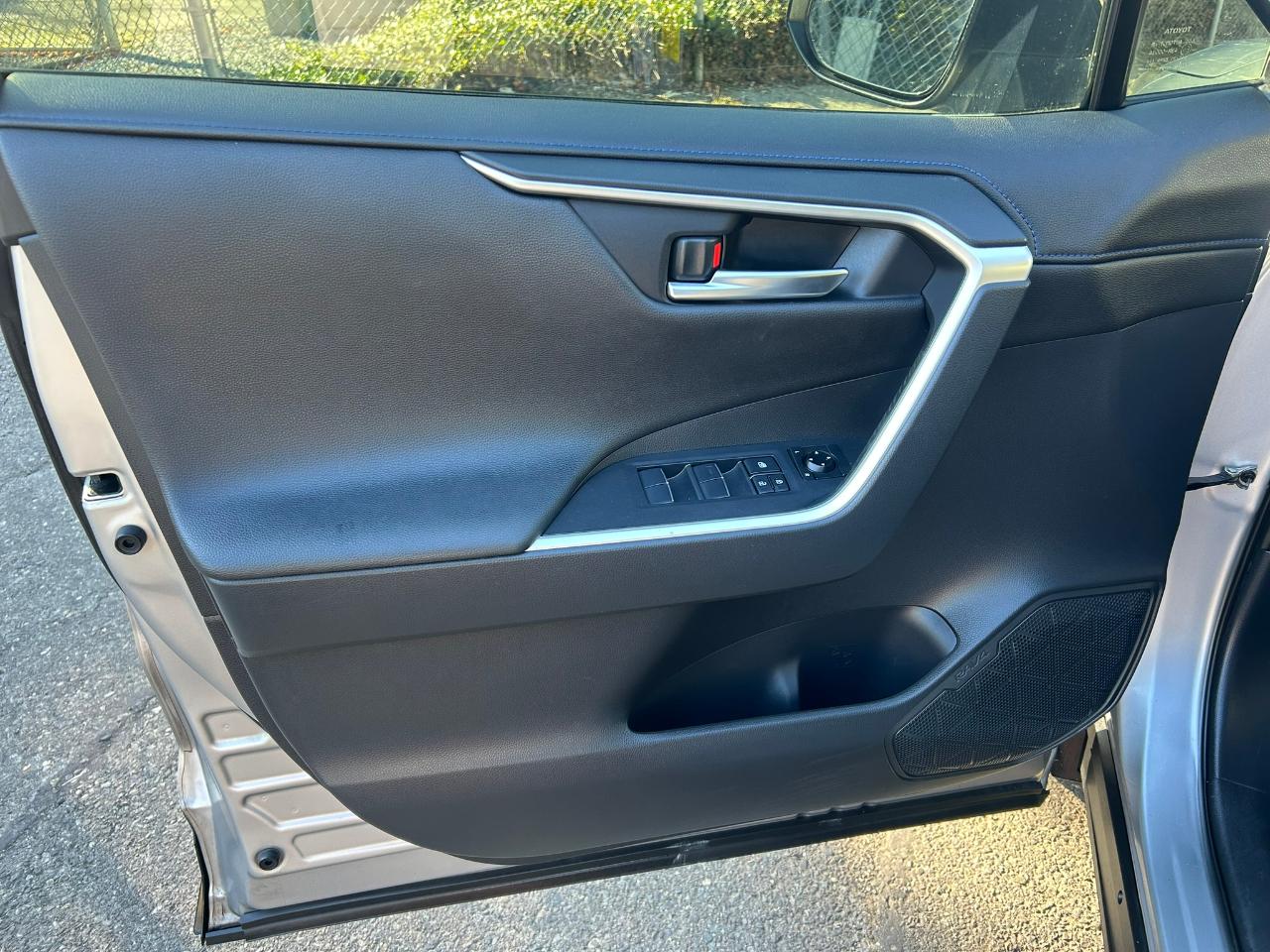 Toyota RAV4 Hybrid XSE 2019