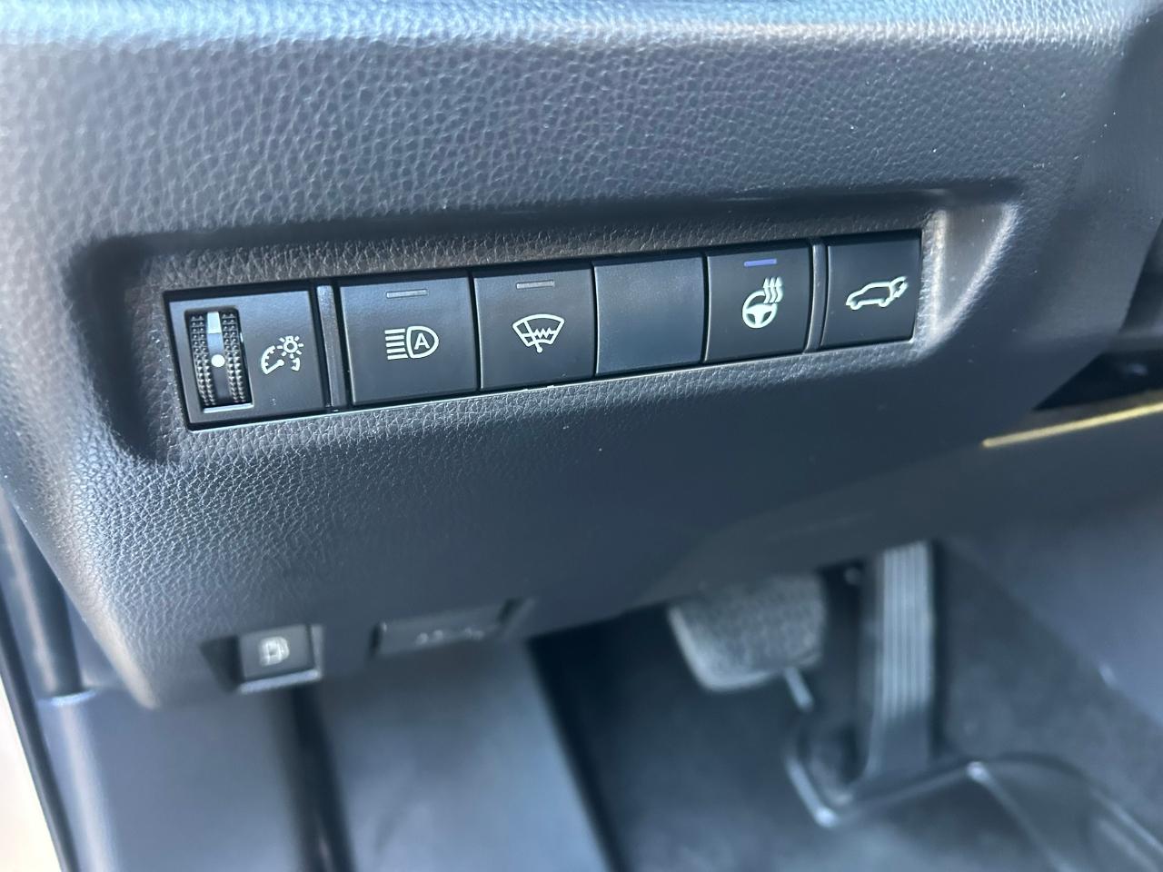 Toyota RAV4 Hybrid XSE 2019