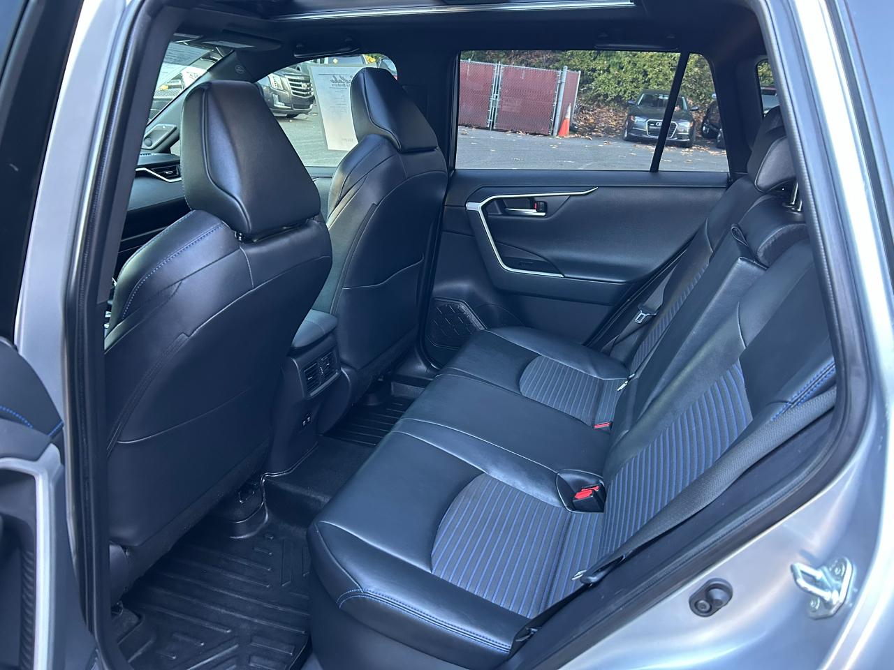 Toyota RAV4 Hybrid XSE 2019