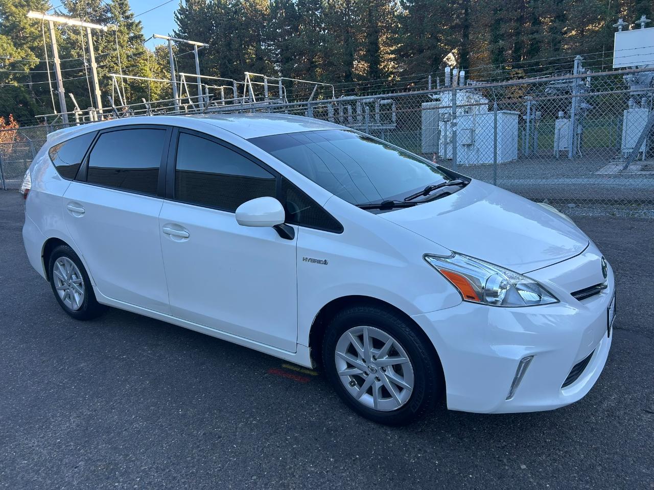 Toyota Prius V Three 2014