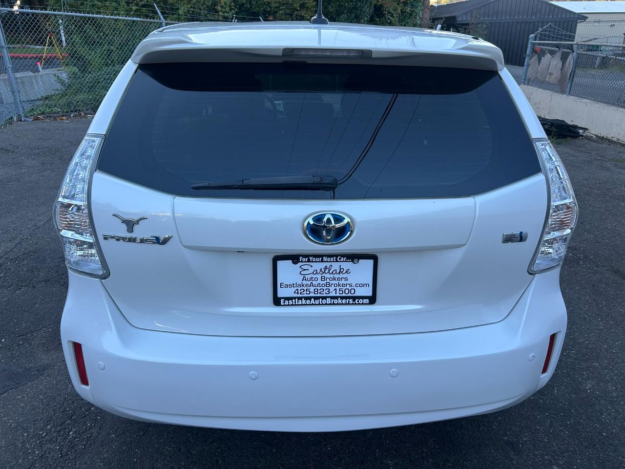 Toyota Prius V Three 2014