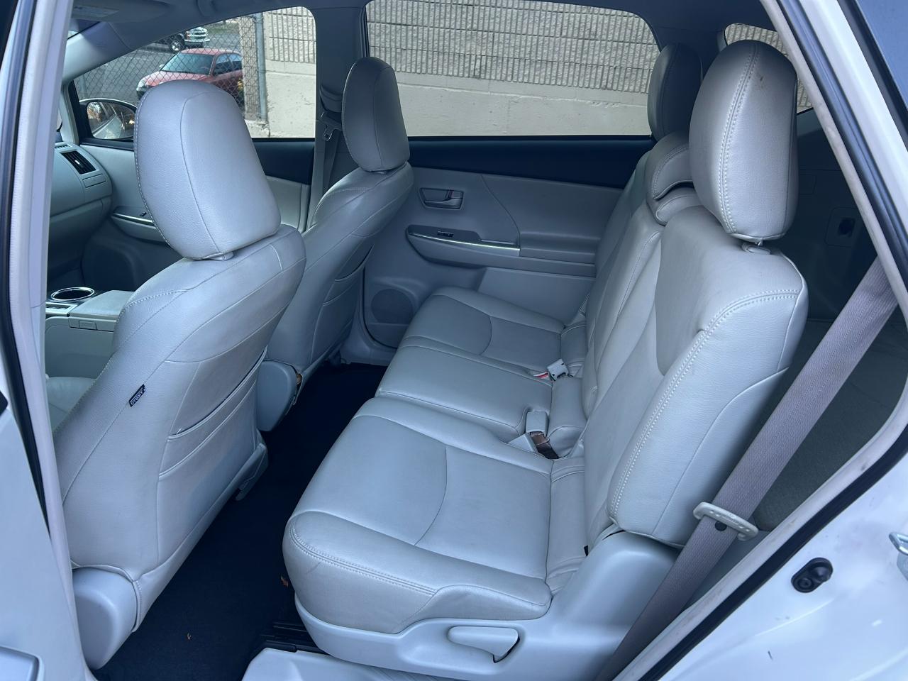 Toyota Prius V Three 2014