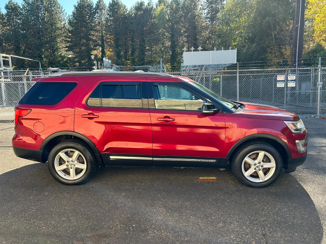 Ford Explorer XLT 4WD 2016