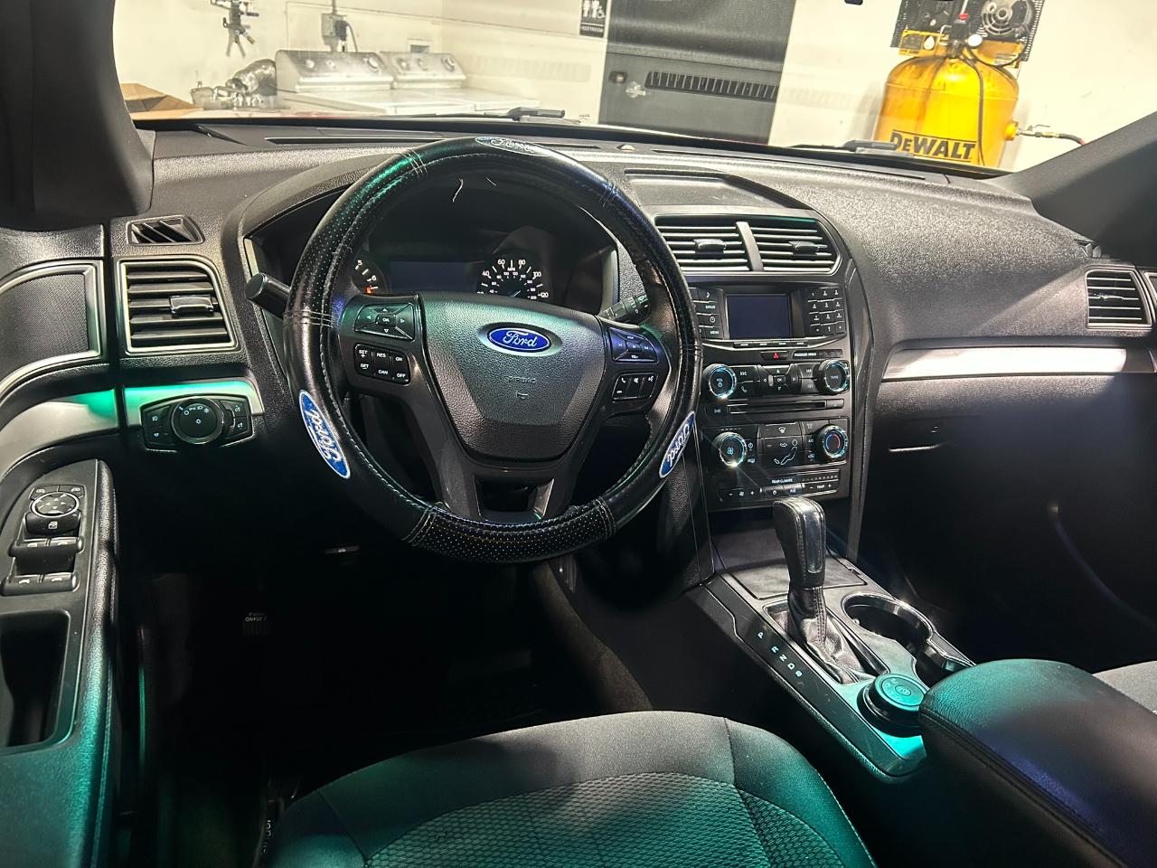 Ford Explorer XLT 4WD 2016