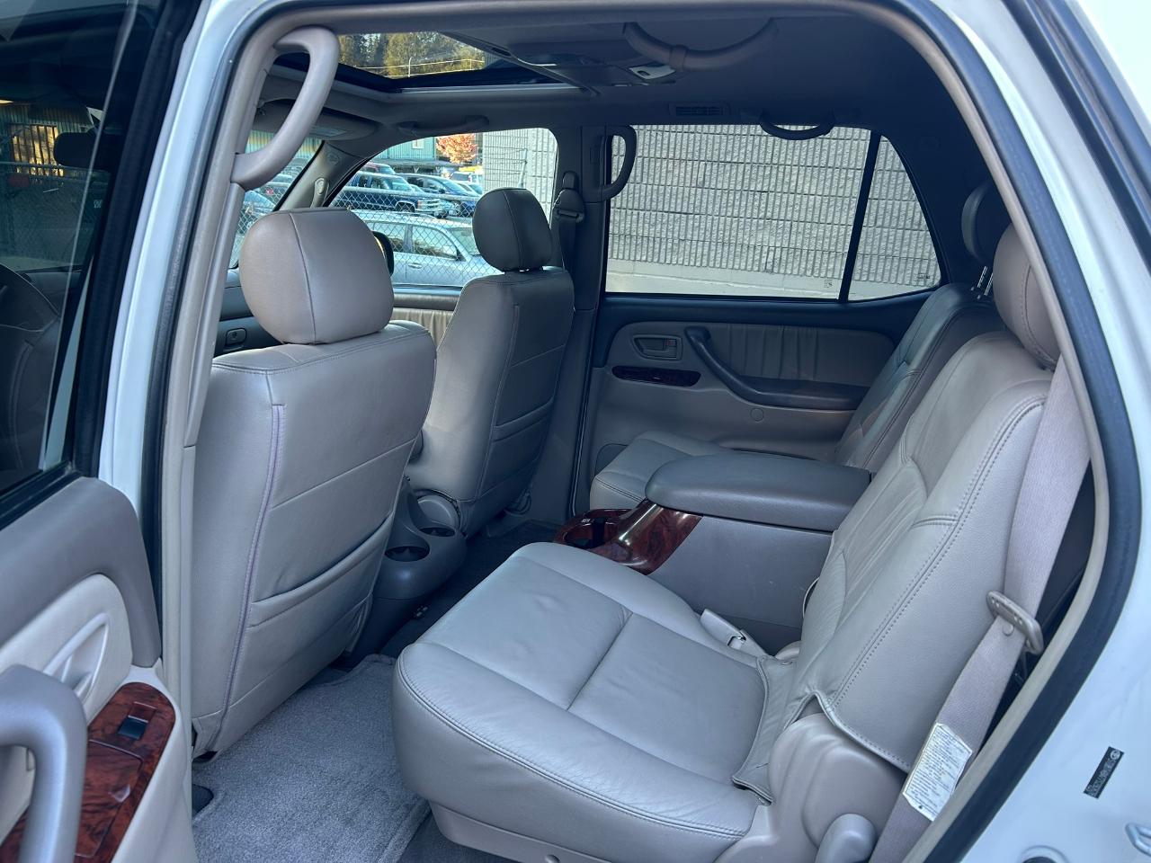 Toyota Sequoia Limited 4WD 2007