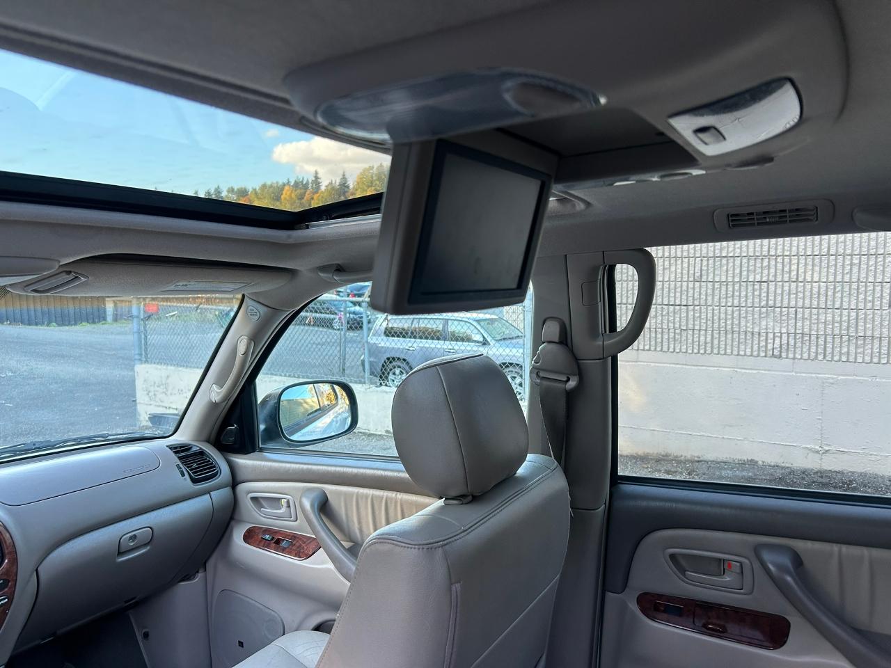 Toyota Sequoia Limited 4WD 2007