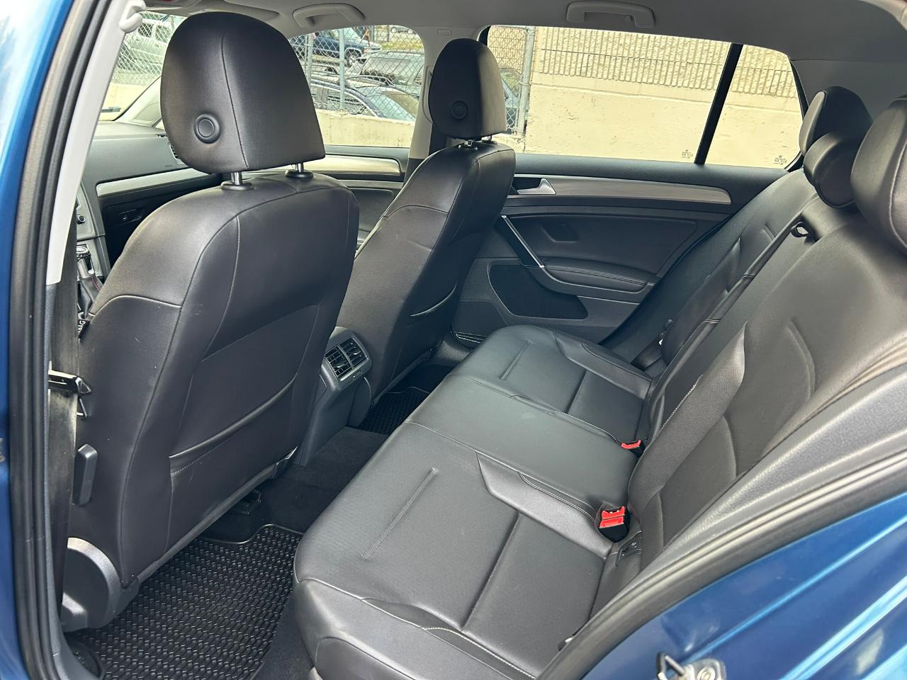 Volkswagen Golf TDI S 6M 2015