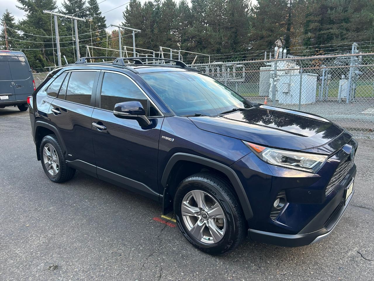 Toyota RAV4 Hybrid Limited AWD 2021