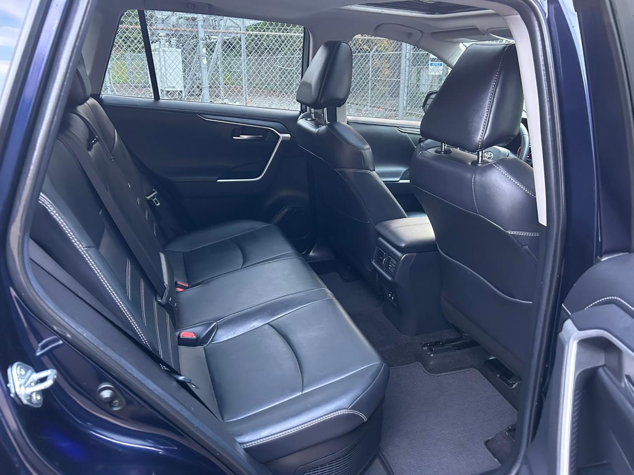 Toyota RAV4 Hybrid Limited AWD 2021