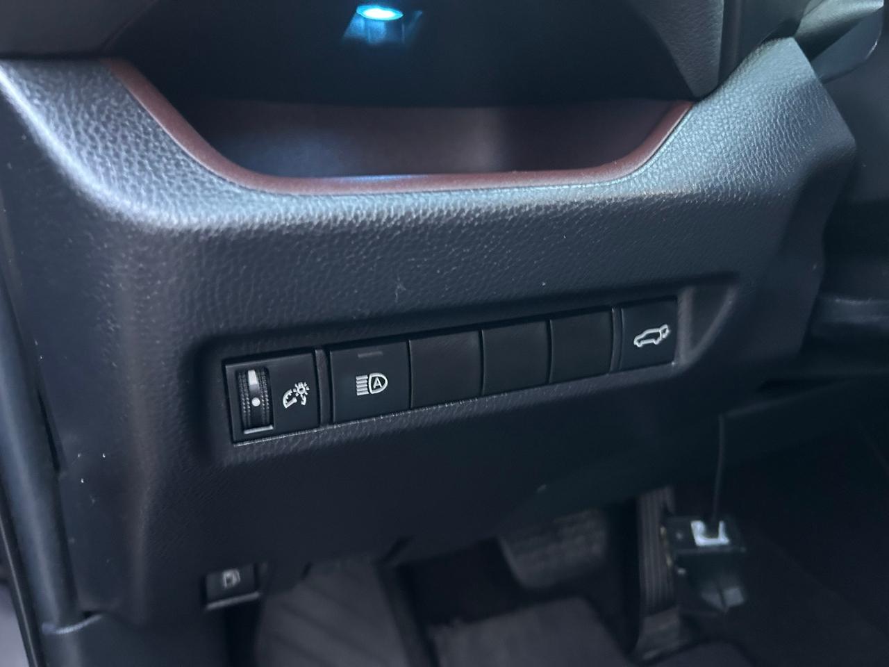 Toyota RAV4 Hybrid Limited AWD 2021