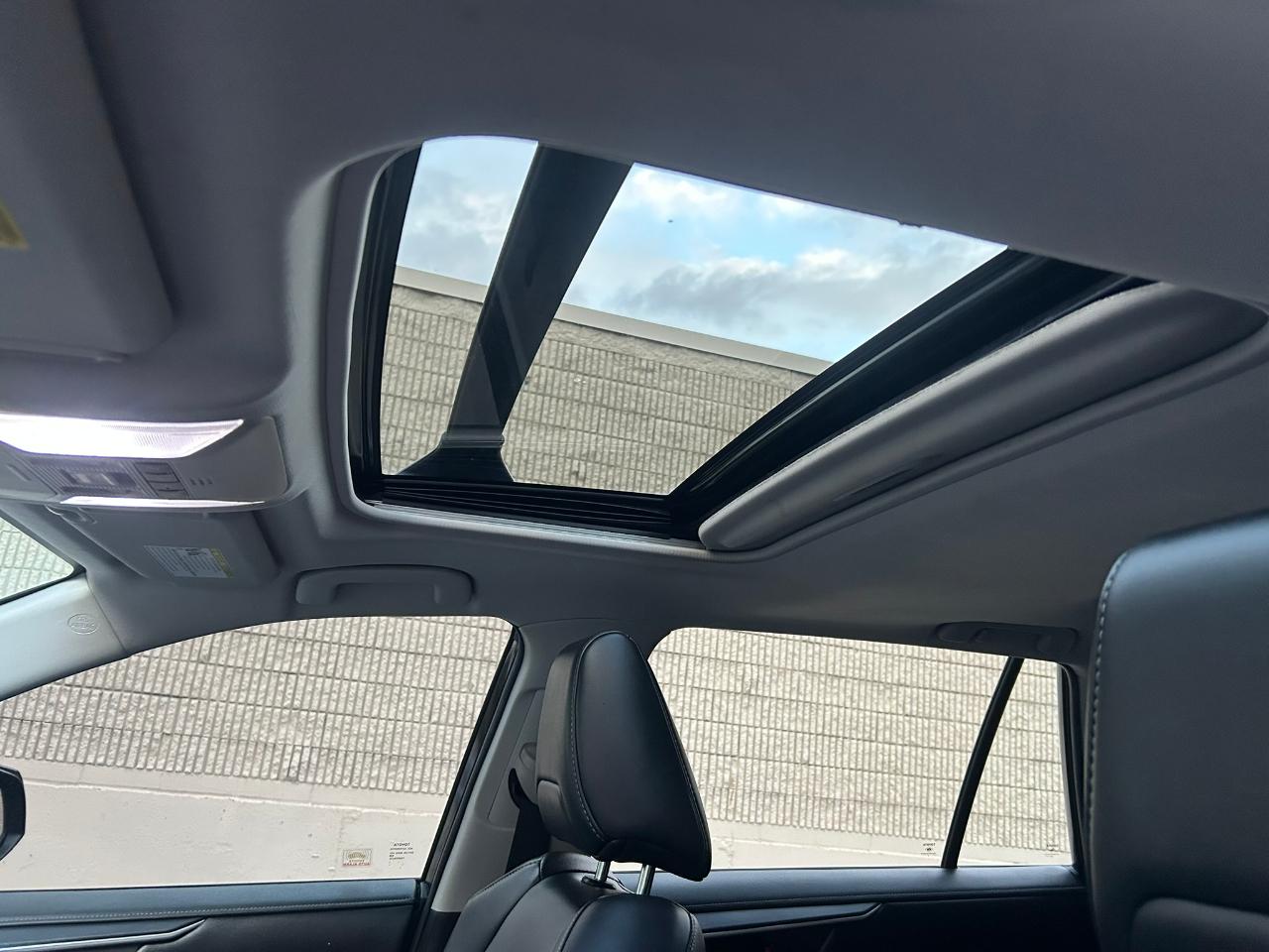 Toyota RAV4 Hybrid Limited AWD 2021