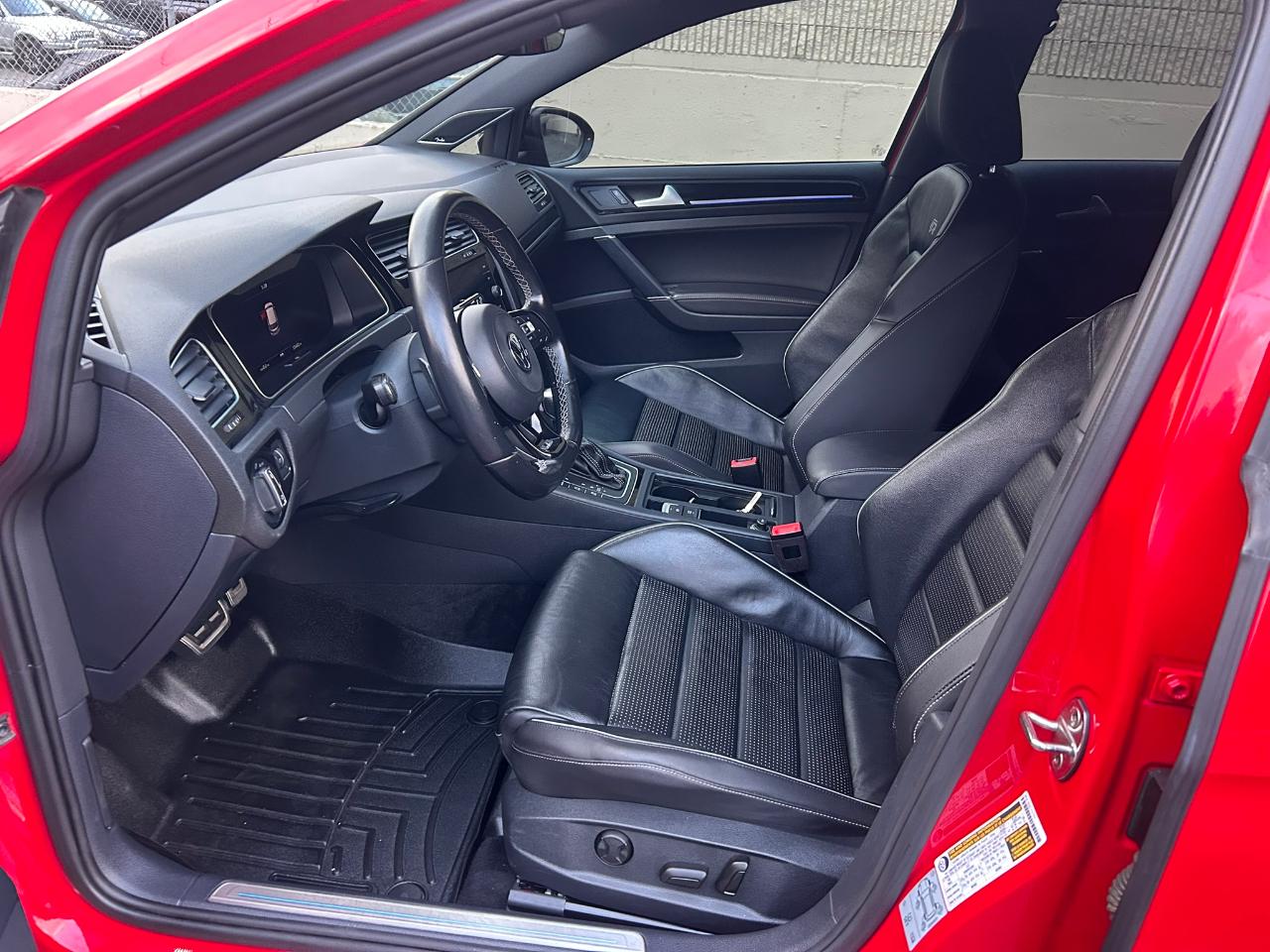 Volkswagen Golf R DCS and Navigation 7A 2019
