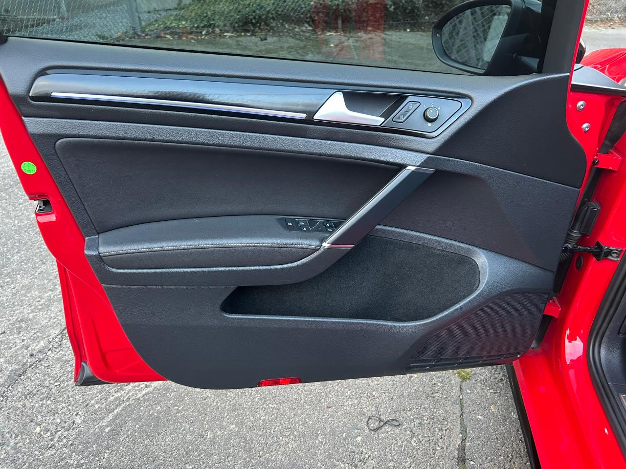 Volkswagen Golf R DCS and Navigation 7A 2019
