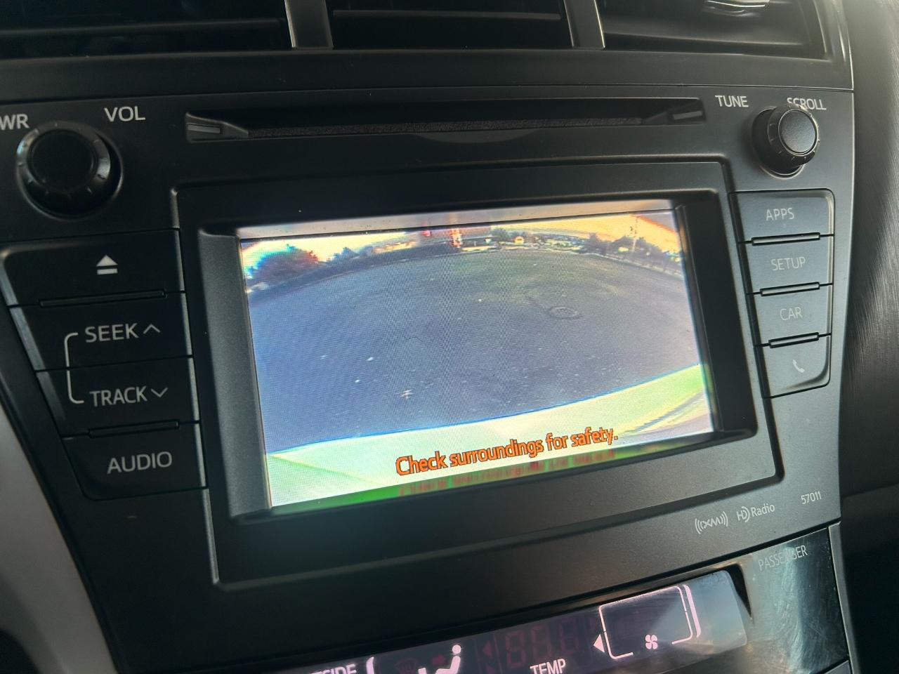 Toyota Prius V Five 2012