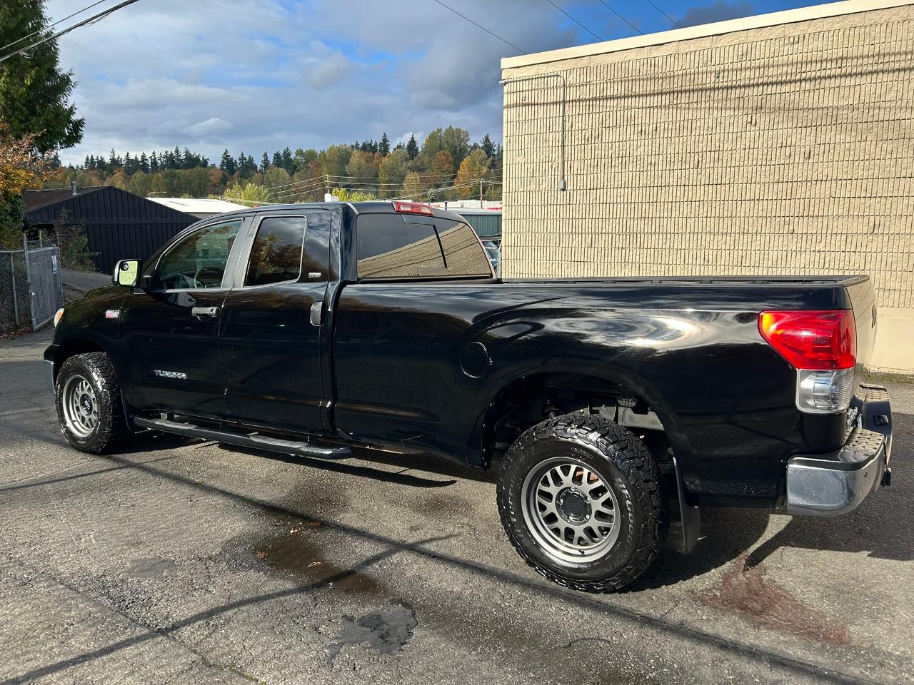 Toyota Tundra SR5 Double Cab LB 6AT 4WD 2007