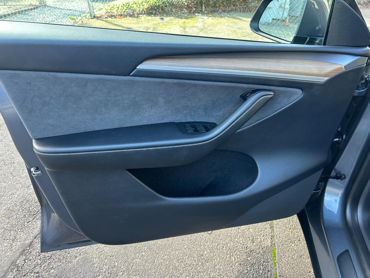 Tesla Model Y Long Range 2023