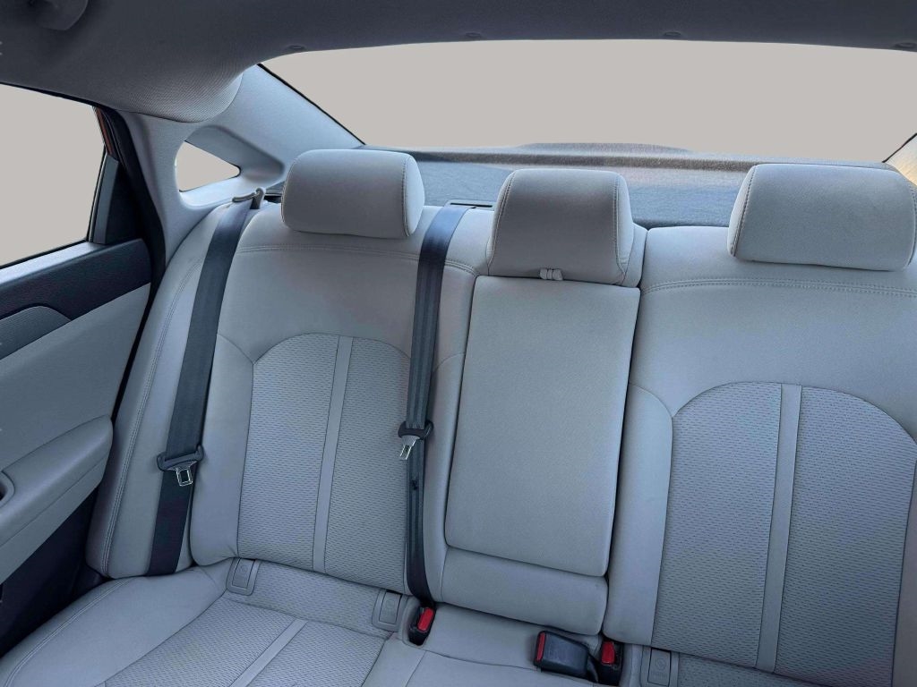 Hyundai Sonata SE 2015