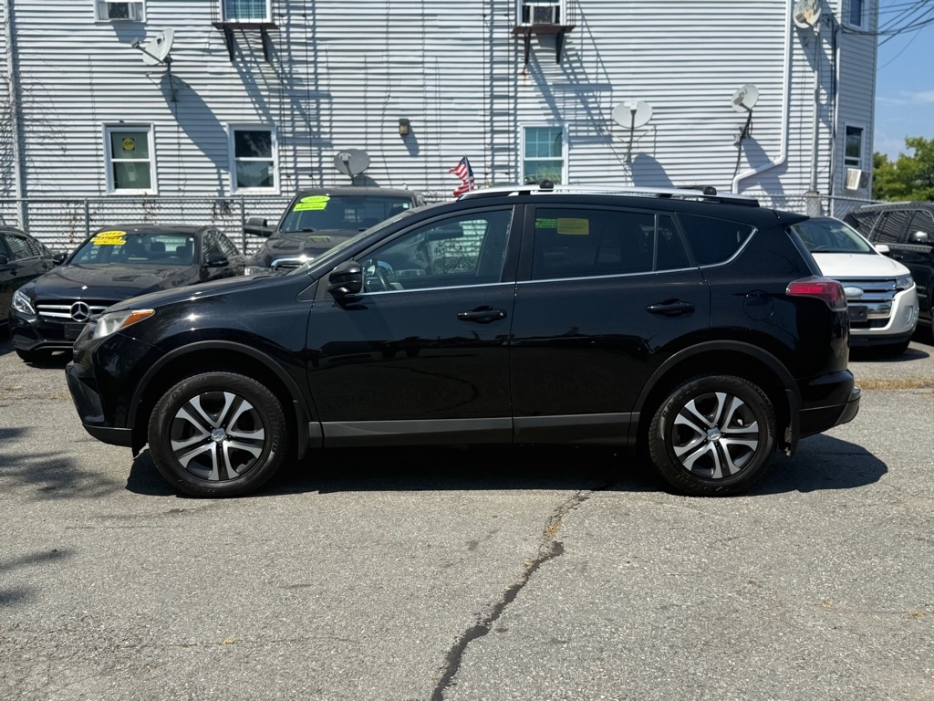 Toyota RAV4 LE AWD 2016