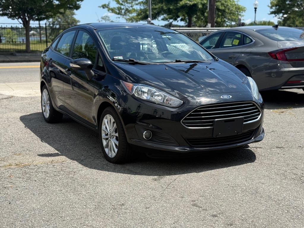 Ford Fiesta SE Sedan 2014