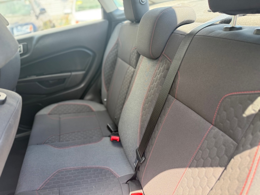 Ford Fiesta SE Sedan 2014