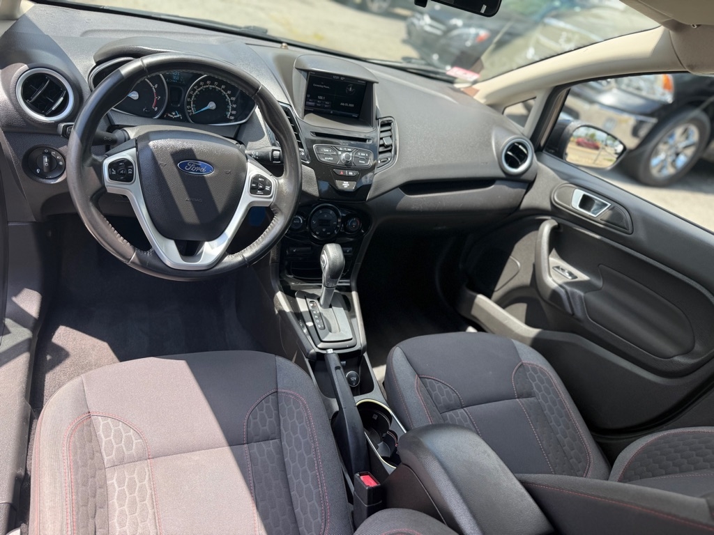 Ford Fiesta SE Sedan 2014
