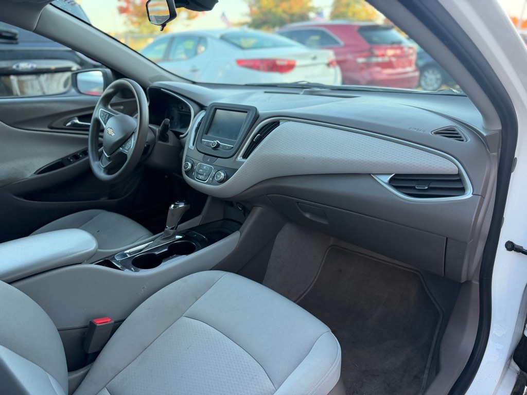 Chevrolet Malibu LS 2018