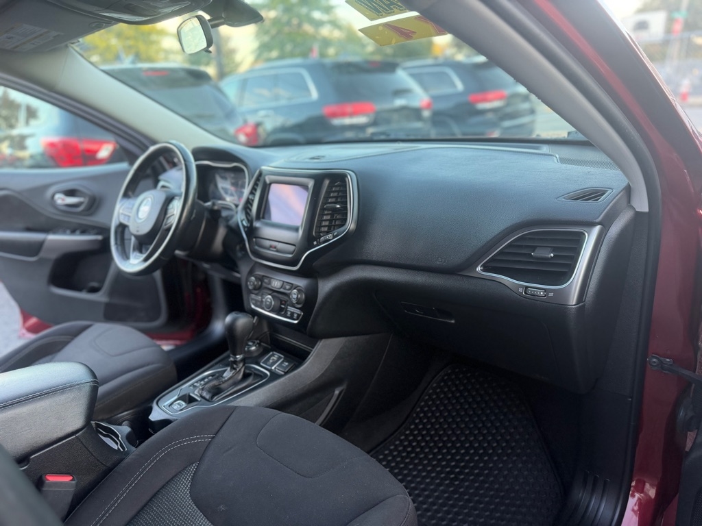 Jeep Cherokee Latitude 4WD 2019