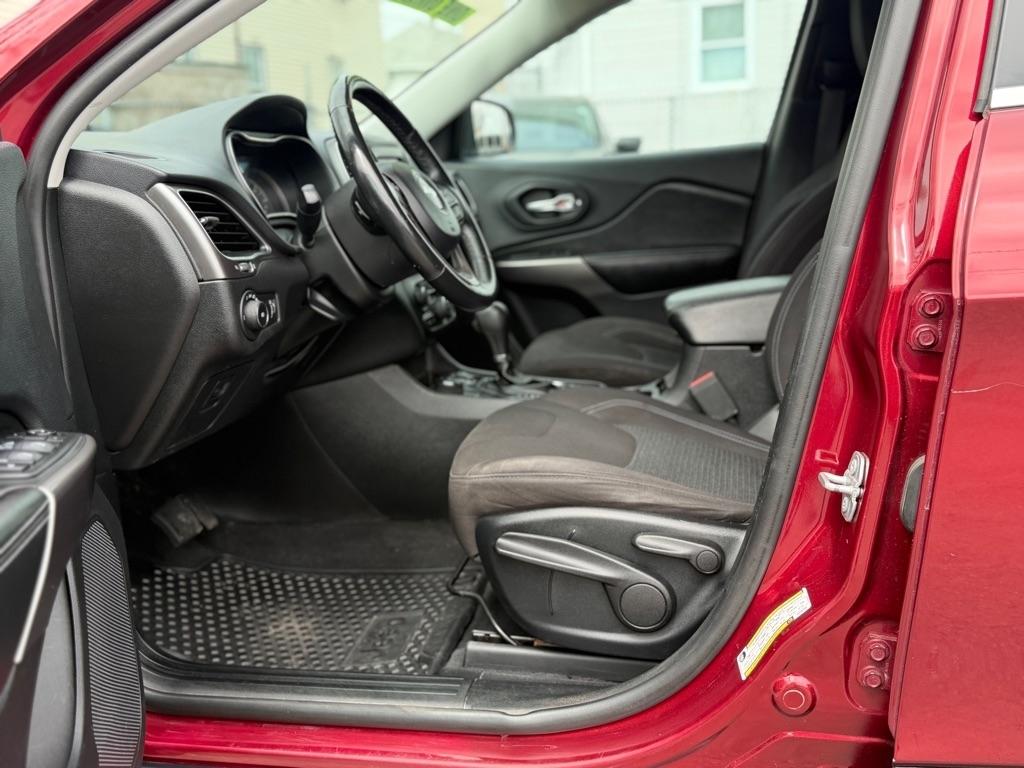 Jeep Cherokee Latitude 4WD 2019