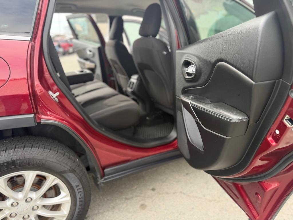 Jeep Cherokee Latitude 4WD 2019