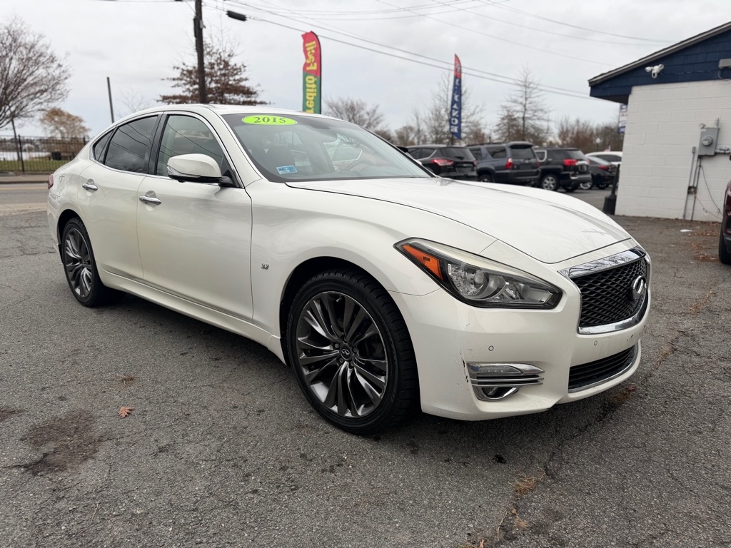 Infiniti Q70 3.7 AWD 2015