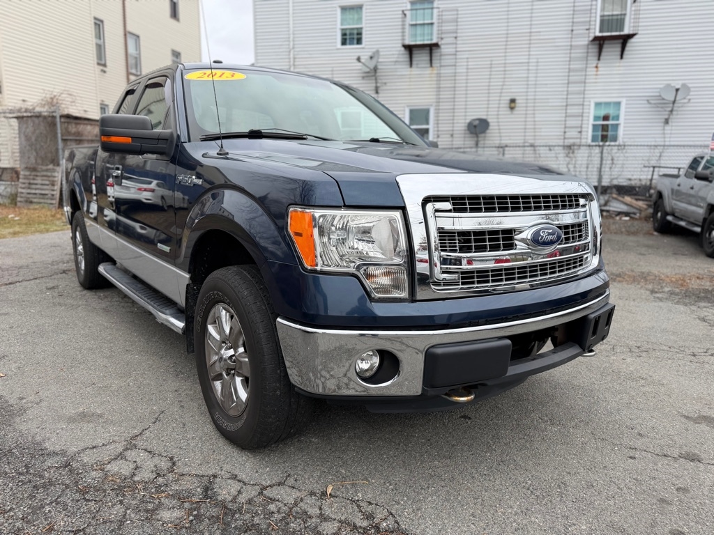 Ford F-150 XL SuperCab 8-ft. Bed 4WD 2013