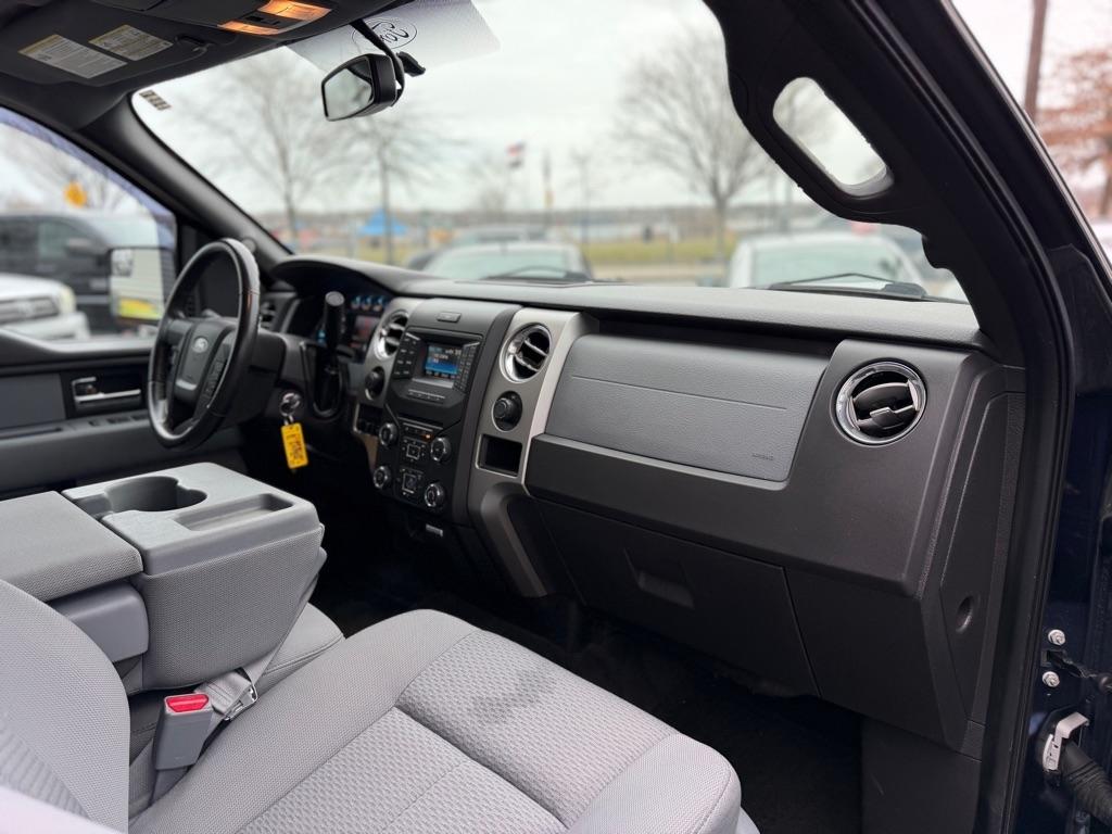 Ford F-150 XL SuperCab 8-ft. Bed 4WD 2013