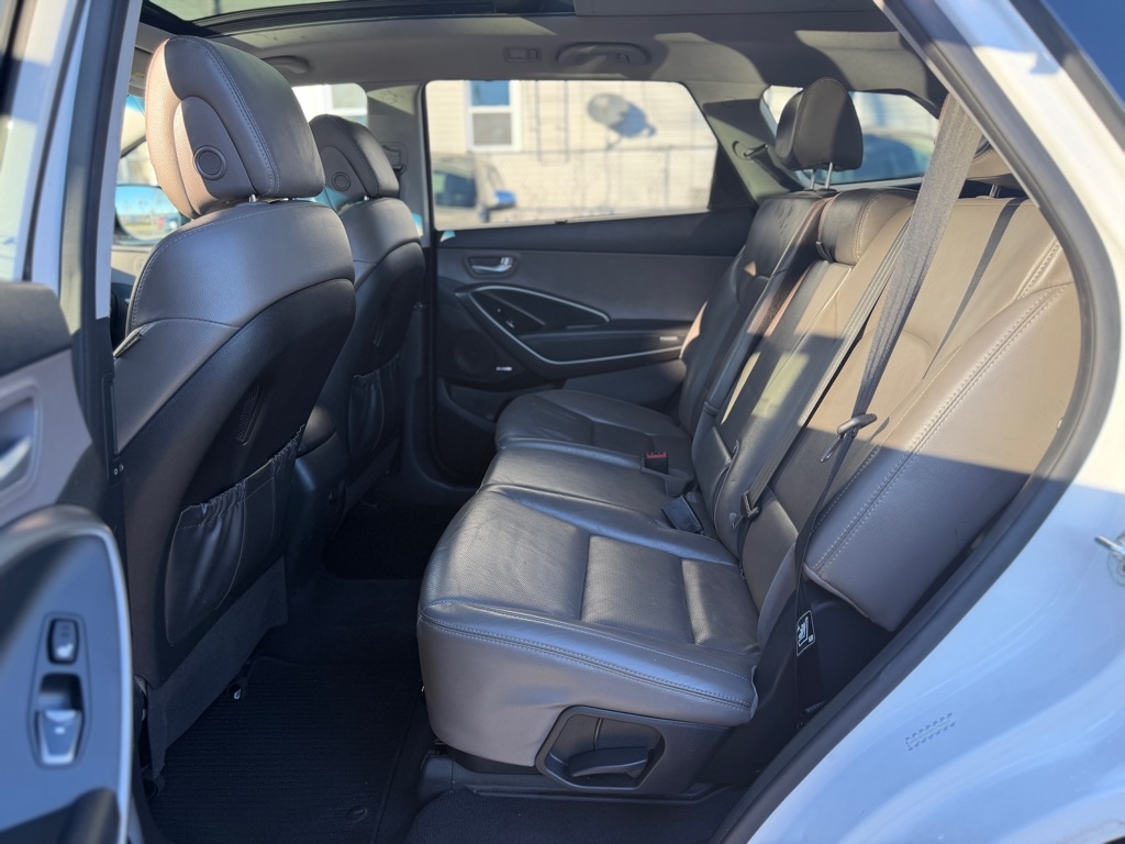 Hyundai Santa Fe SE w/Ultimate Package AWD 2016