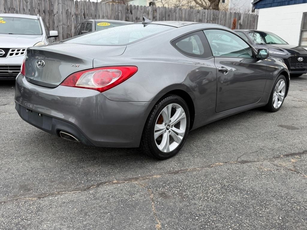 Hyundai Genesis Coupe 2.0T Manual 2010