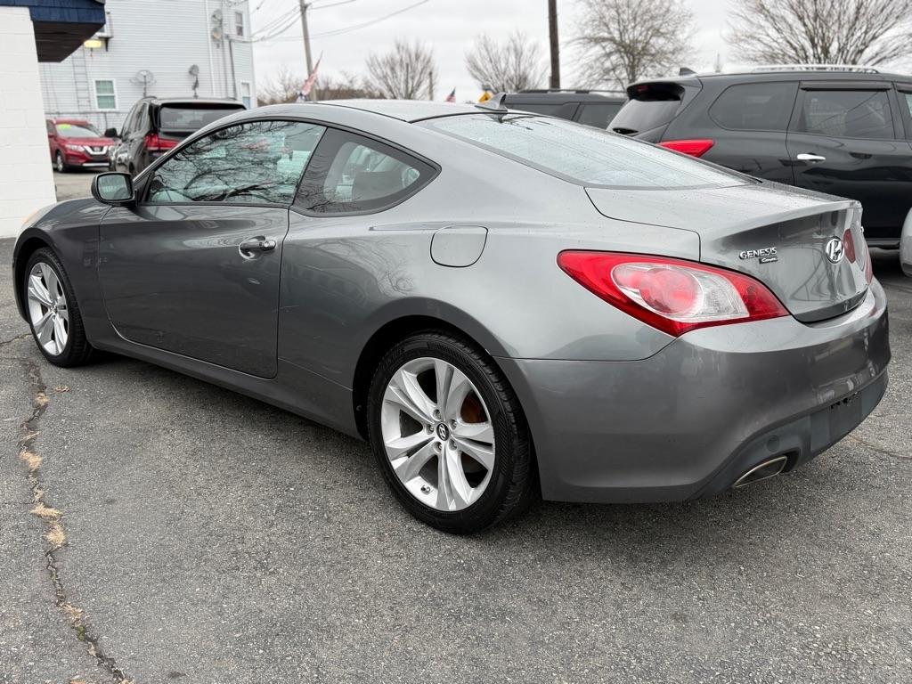 Hyundai Genesis Coupe 2.0T Manual 2010