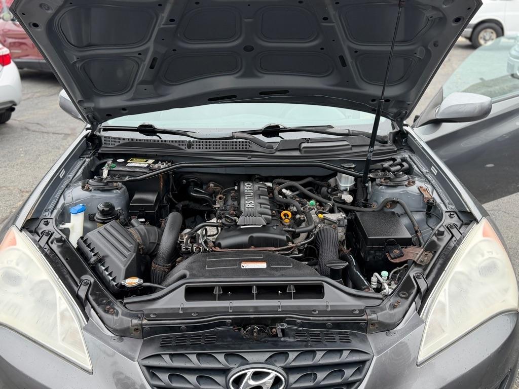 Hyundai Genesis Coupe 2.0T Manual 2010