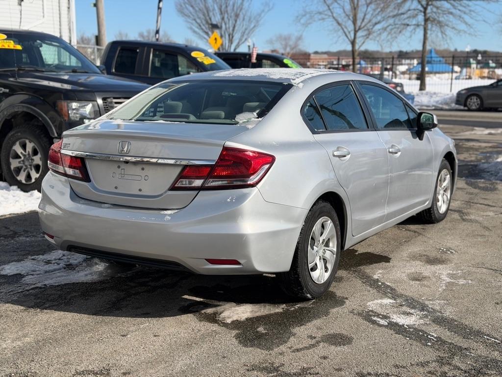 Honda Civic LX Sedan 5-Speed AT 2013