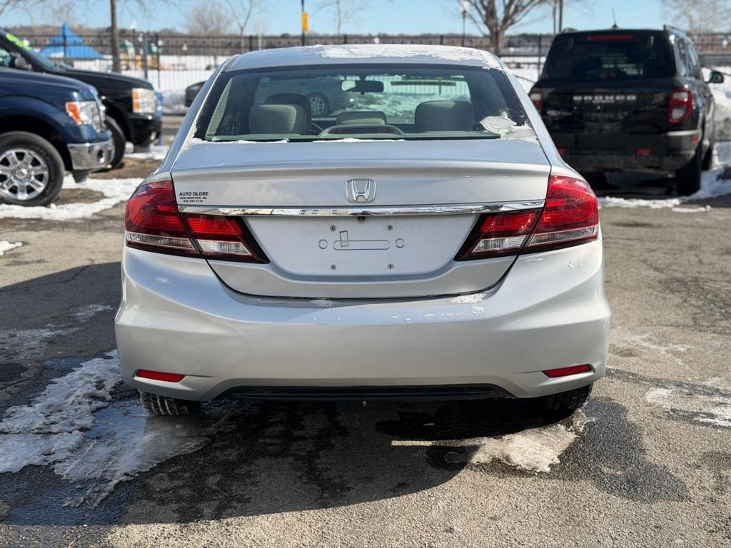 Honda Civic LX Sedan 5-Speed AT 2013