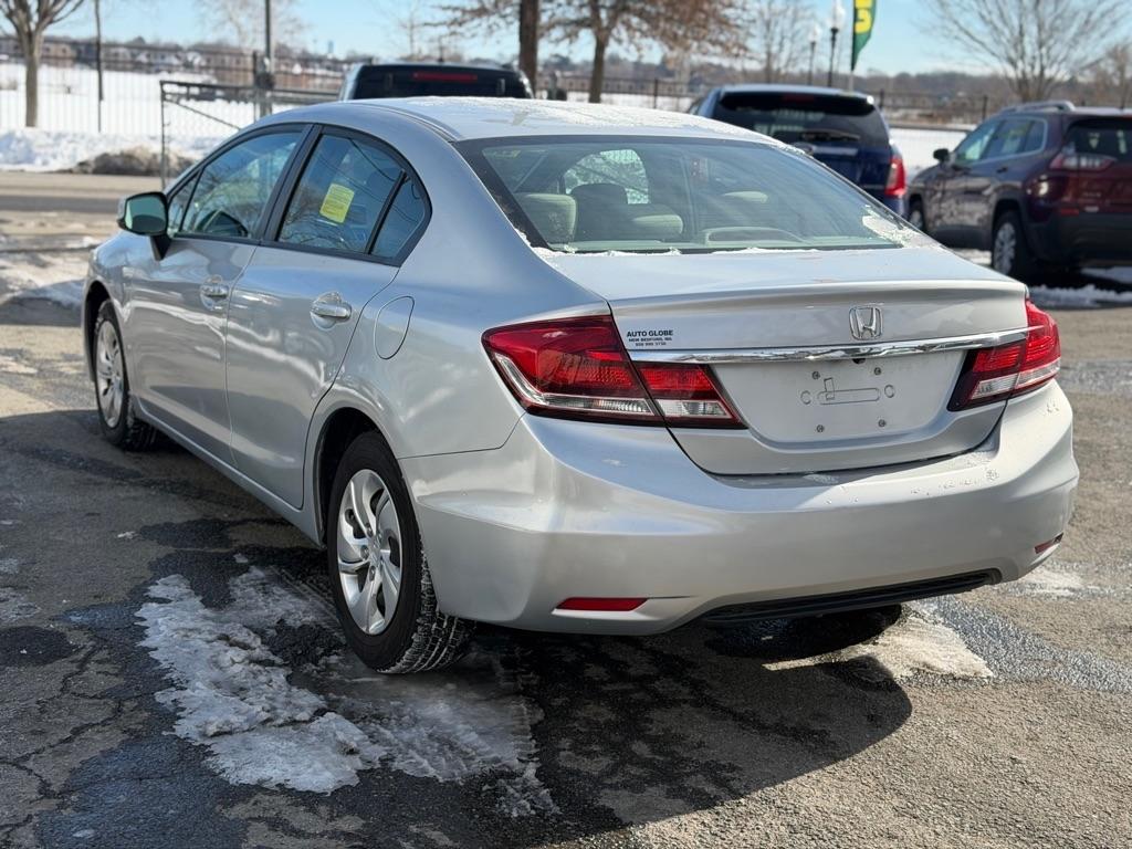 Honda Civic LX Sedan 5-Speed AT 2013