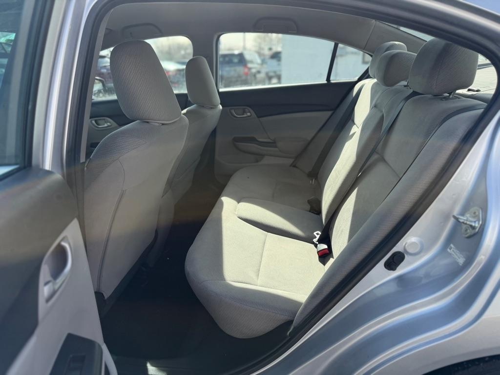 Honda Civic LX Sedan 5-Speed AT 2013