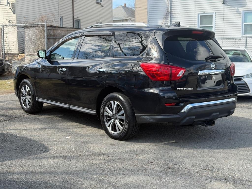 Nissan Pathfinder S 4WD 2019