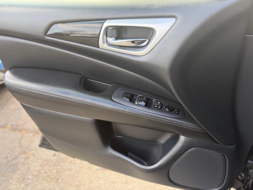 Nissan Pathfinder S 4WD 2019