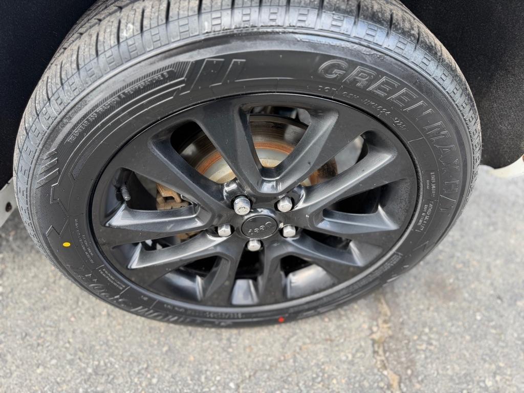 Jeep Grand Cherokee Laredo 4WD 2018