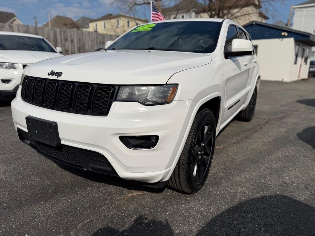 Jeep Grand Cherokee Laredo 4WD 2018