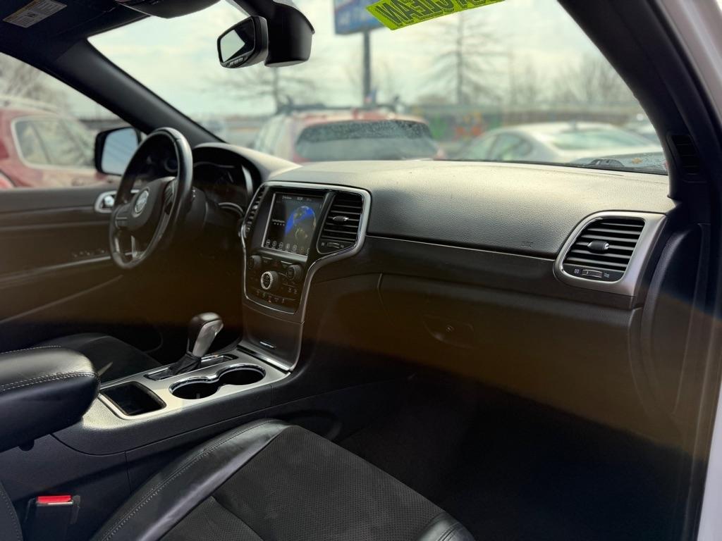 Jeep Grand Cherokee Laredo 4WD 2018