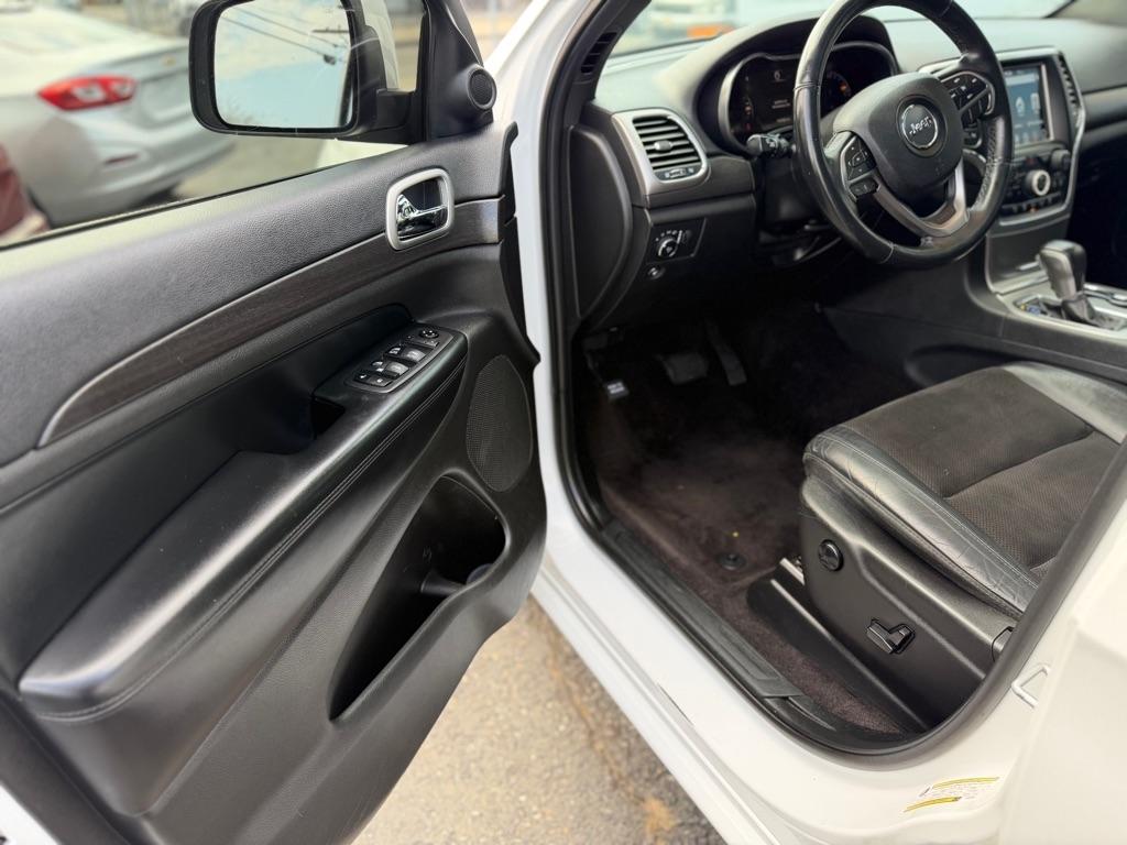 Jeep Grand Cherokee Laredo 4WD 2018